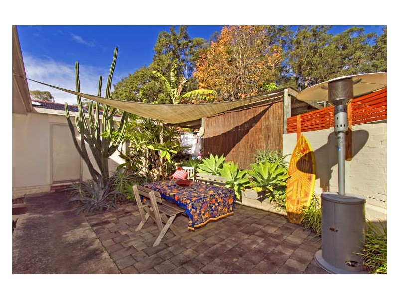 14 Roger Cresent, Berkeley Vale NSW 2261