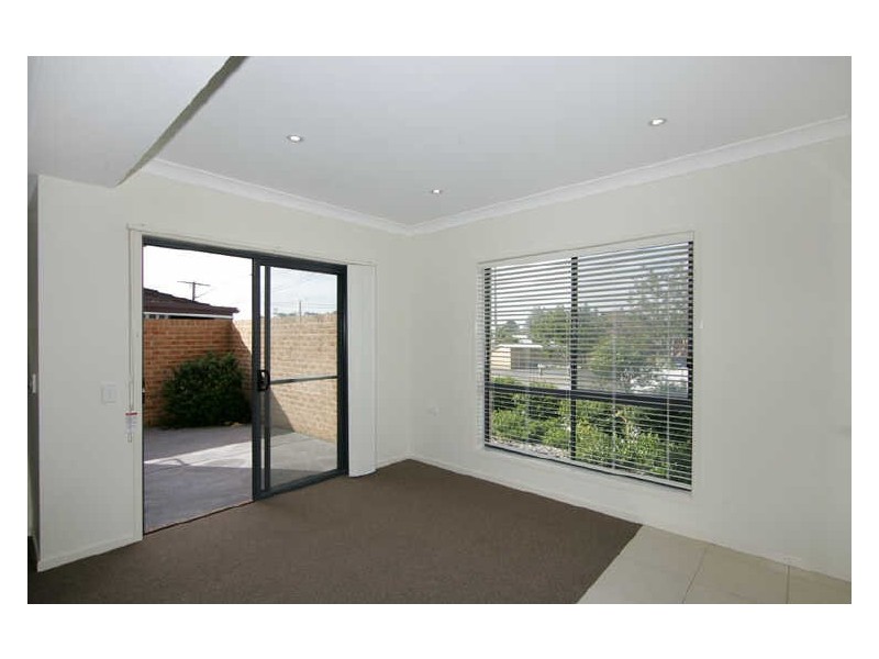 2/1 South Street, Killarney Vale NSW 2261