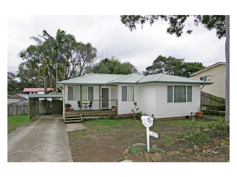 35 Carlyon Street, Killarney Vale NSW 2261