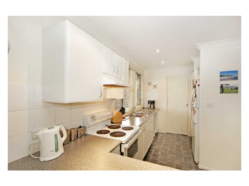 35 Carlyon Street, Killarney Vale NSW 2261