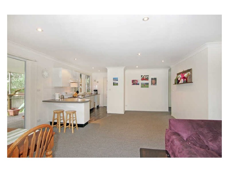 35 Carlyon Street, Killarney Vale NSW 2261