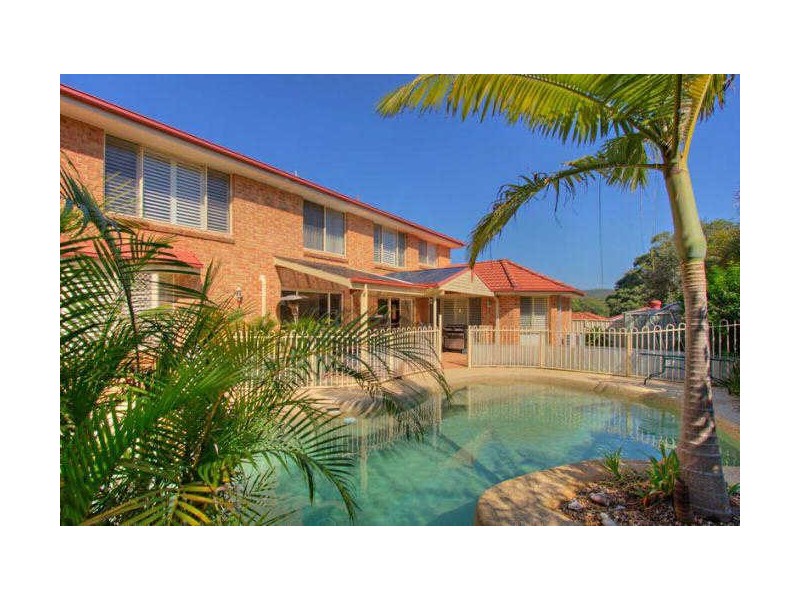 4 Panarea Close, Tumbi Umbi NSW 2261