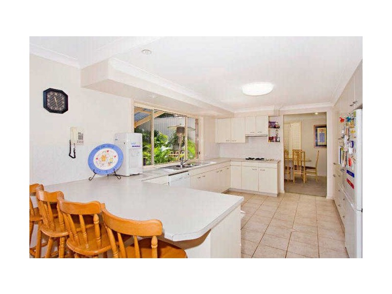 4 Panarea Close, Tumbi Umbi NSW 2261