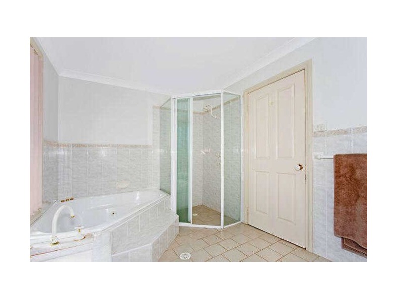 4 Panarea Close, Tumbi Umbi NSW 2261