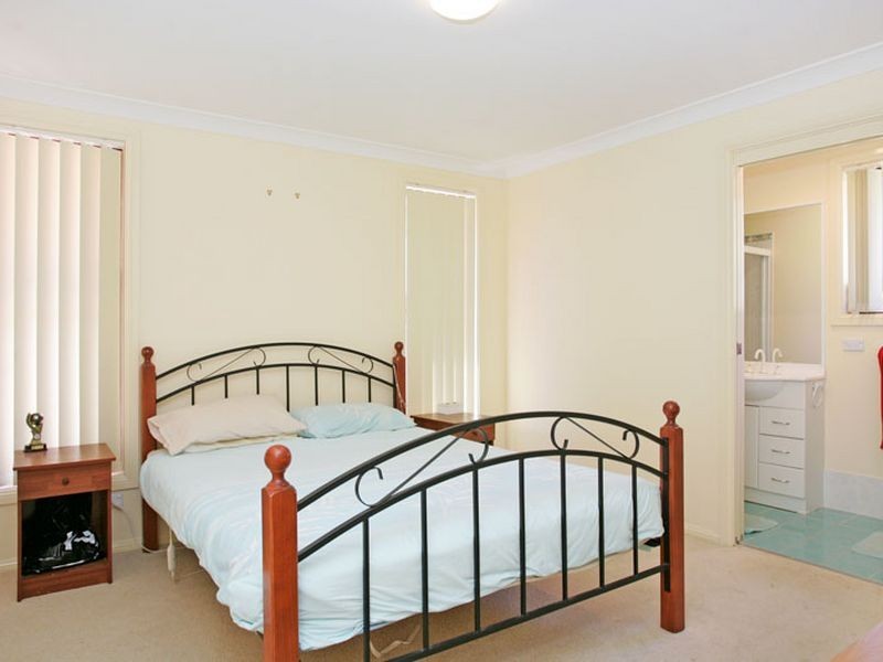 5a Naelcm Avenue, Killarney Vale NSW 2261