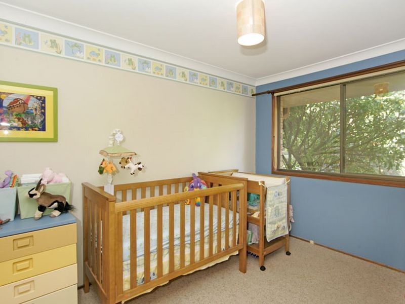 15 Toongara Avenue, Bateau Bay NSW 2261