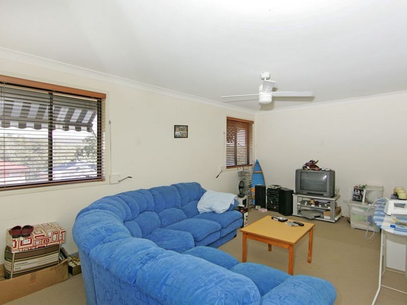 21 Stornaway Crescent, Berkeley Vale NSW 2261