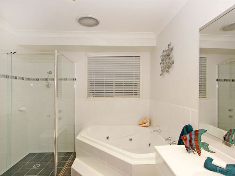 25 Moorlan Avenue, Killarney Vale NSW 2261