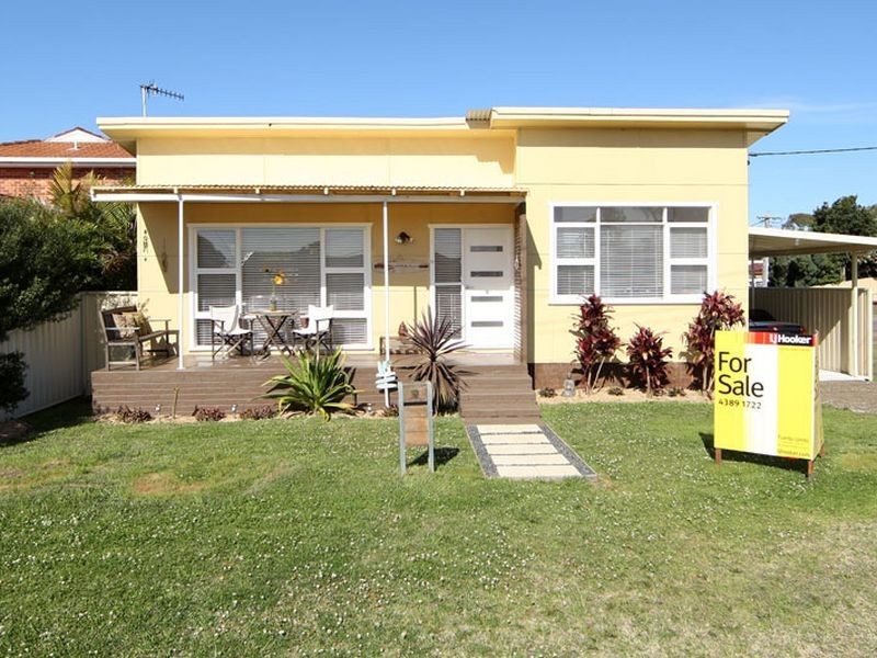 18 Crosby Crescent, Killarney Vale NSW 2261