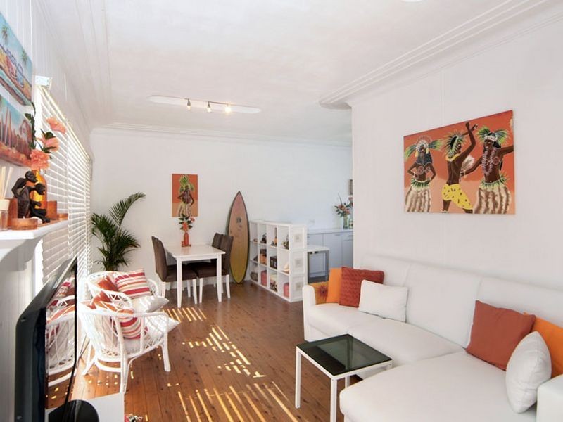 18 Crosby Crescent, Killarney Vale NSW 2261