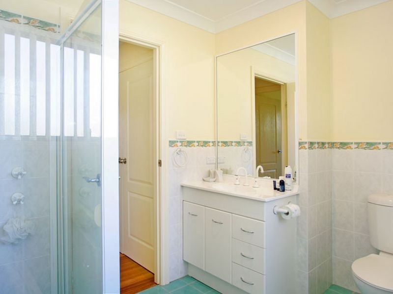 5a Naelcm Avenue, Killarney Vale NSW 2261