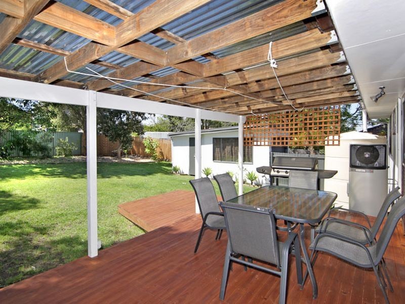 20 George Hely Crescent, Killarney Vale NSW 2261