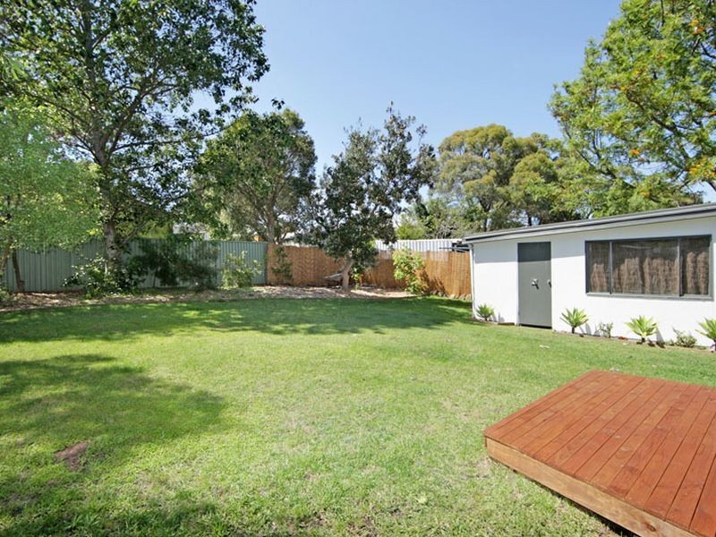 20 George Hely Crescent, Killarney Vale NSW 2261