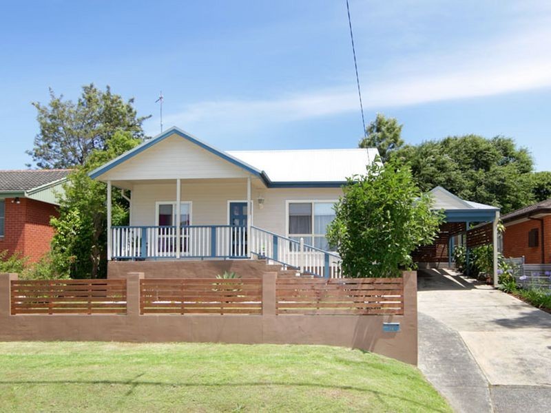 10 Peach Avenue, Tumbi Umbi NSW 2261
