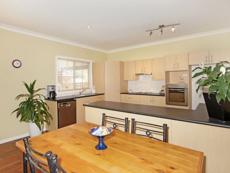 10 Peach Avenue, Tumbi Umbi NSW 2261