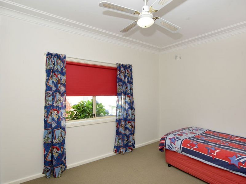 10 Peach Avenue, Tumbi Umbi NSW 2261