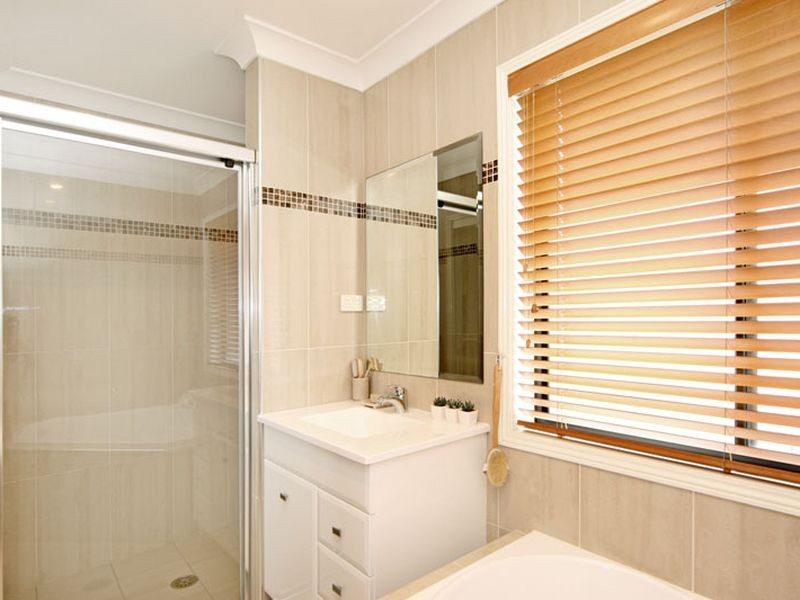 49 Shortland Avenue, Killarney Vale NSW 2261