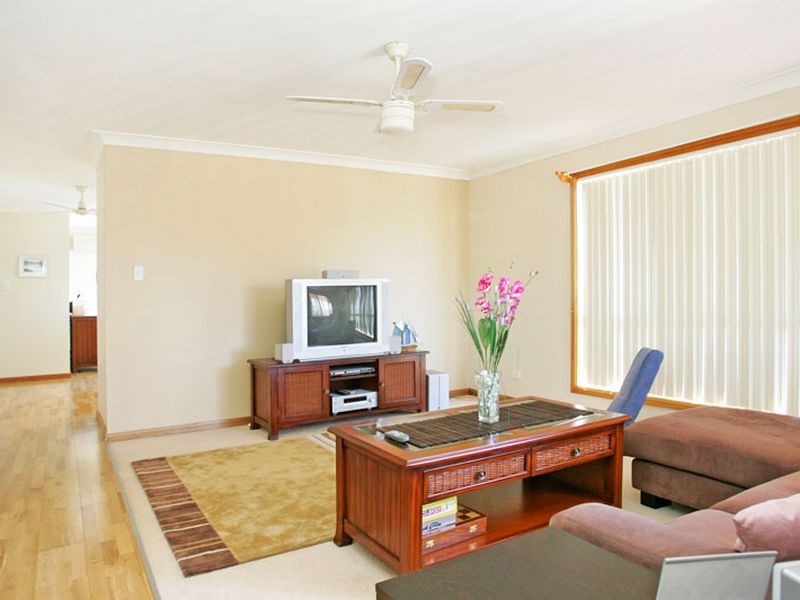 71B Hume Blvd, Killarney Vale NSW 2261