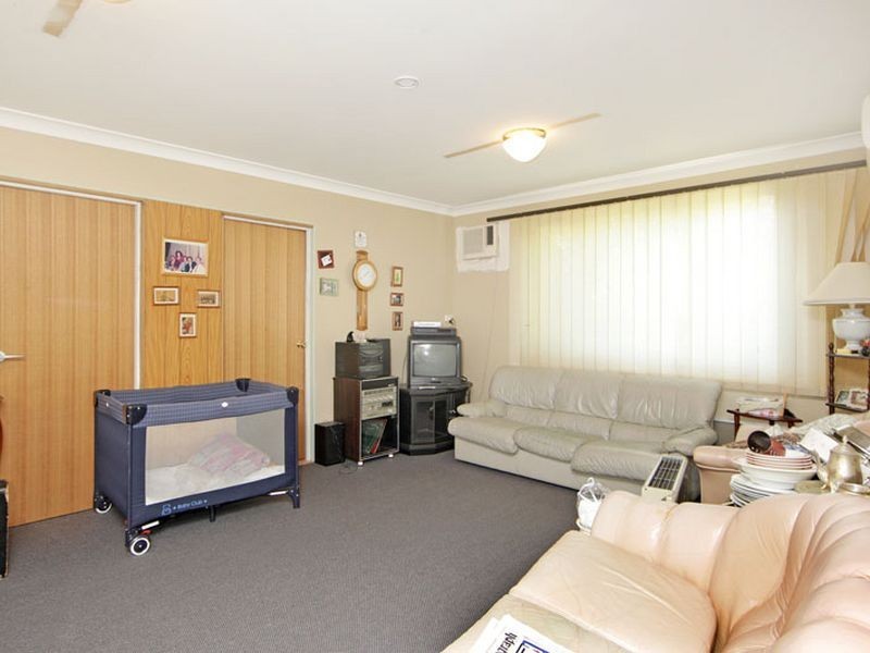 4 Campbell Avenue, The Entrance NSW 2261