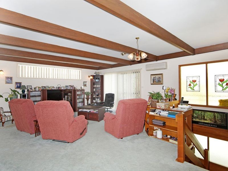 13 Torres Street, Killarney Vale NSW 2261