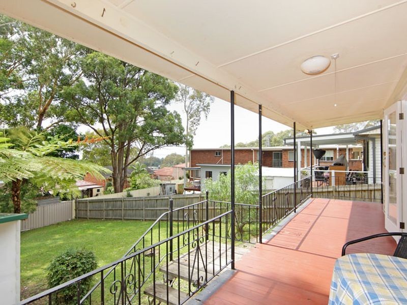 5 Kenmare Avenue, Berkeley Vale NSW 2261