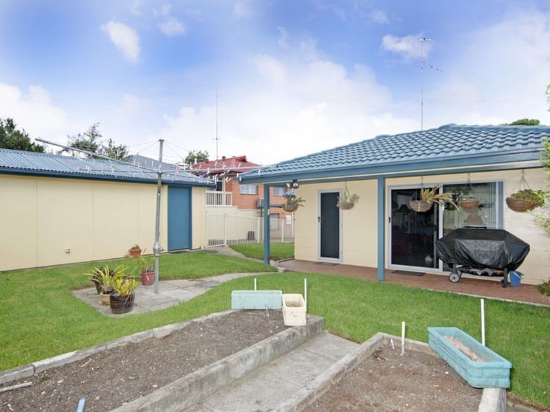 8 Mackay Drive, Tumbi Umbi NSW 2261