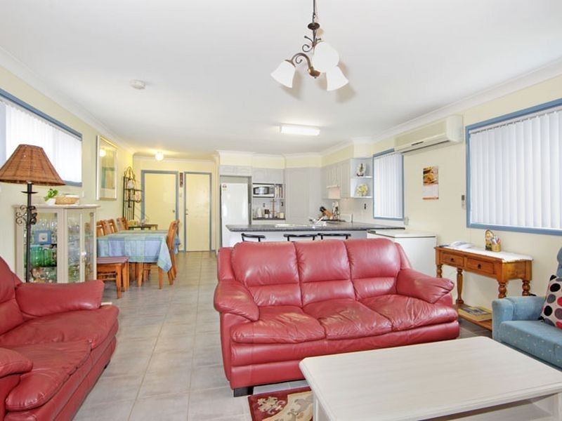 8 Mackay Drive, Tumbi Umbi NSW 2261