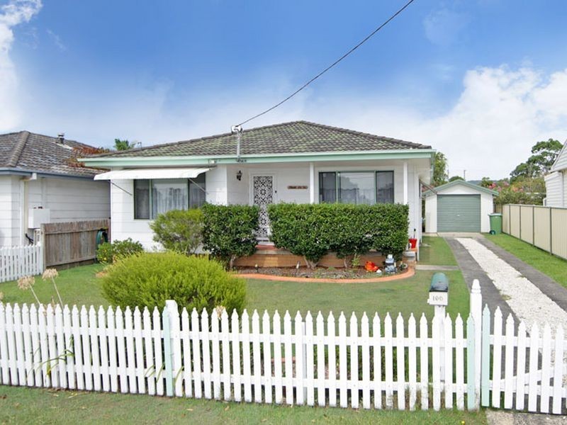 100 Robertson Road, Killarney Vale NSW 2261