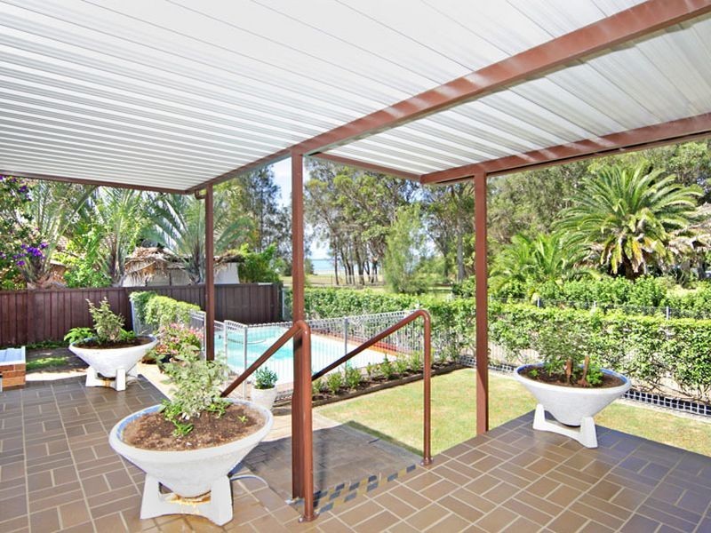2 Ferndale Street, Killarney Vale NSW 2261