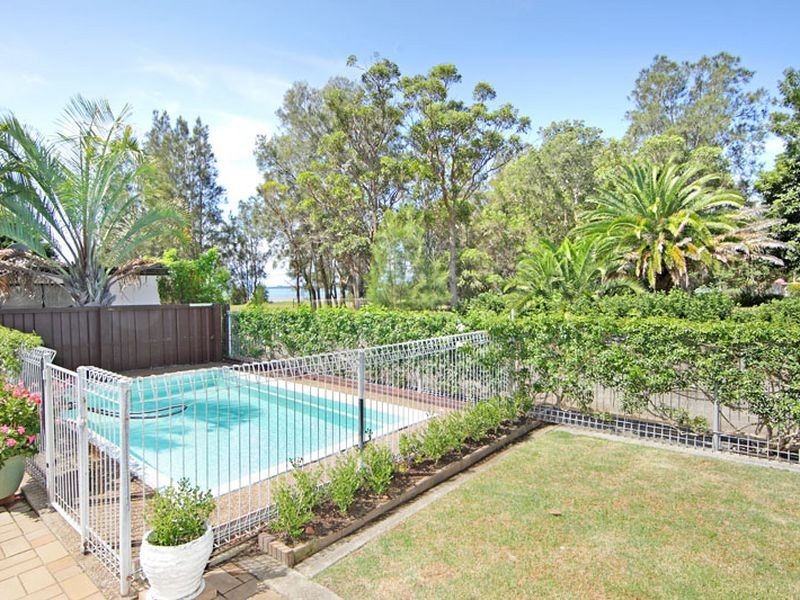 2 Ferndale Street, Killarney Vale NSW 2261