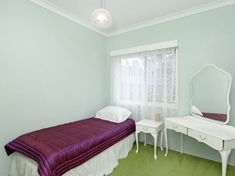 13 Yimbala Street, Killarney Vale NSW 2261