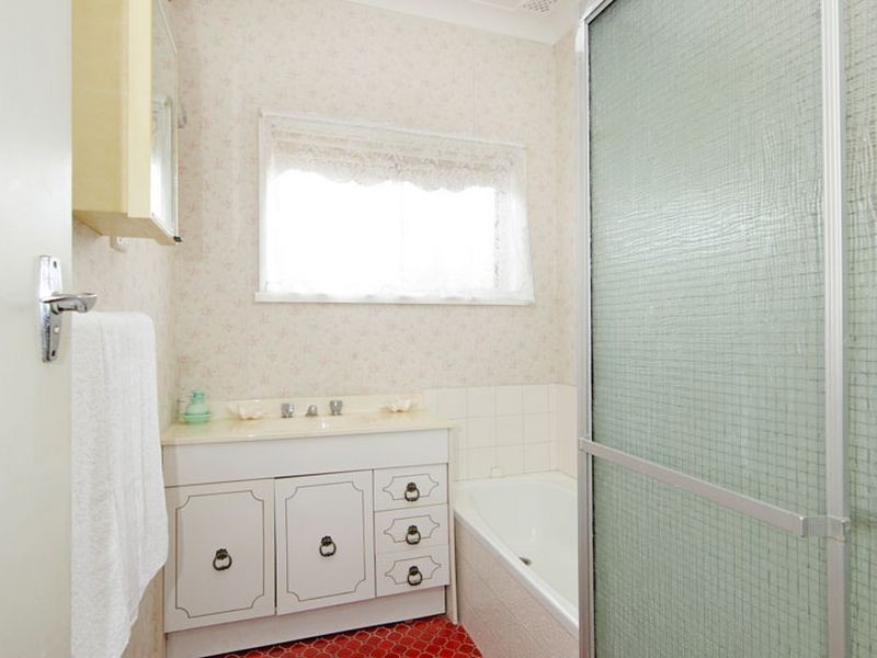 13 Yimbala Street, Killarney Vale NSW 2261