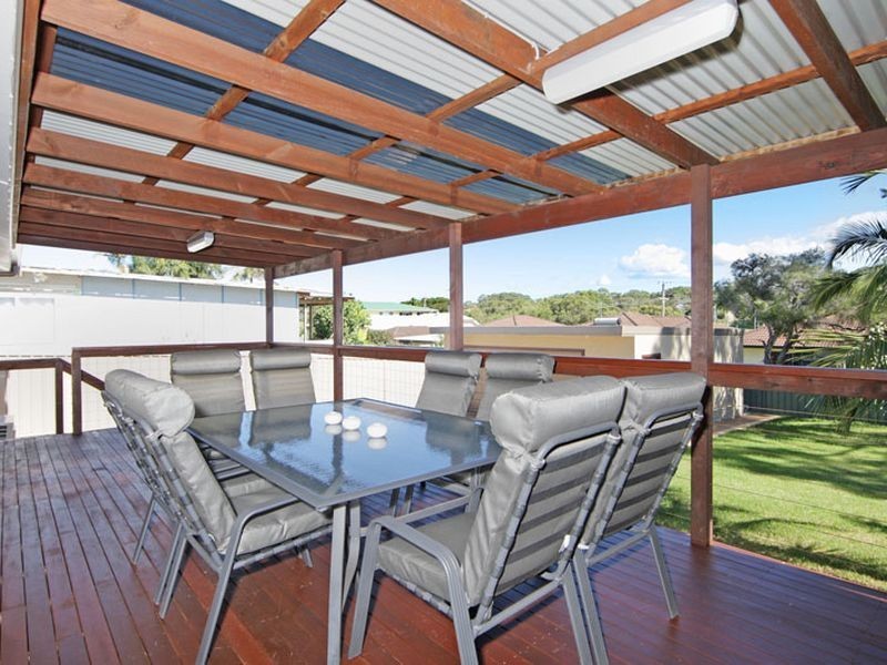 24 George Evans Road, Killarney Vale NSW 2261