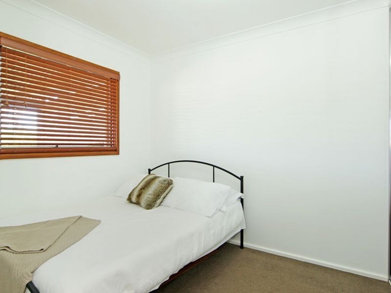 24 George Evans Road, Killarney Vale NSW 2261