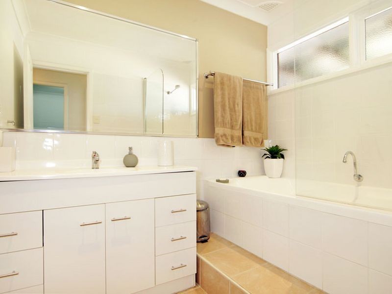 24 George Evans Road, Killarney Vale NSW 2261