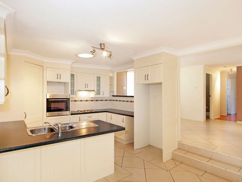 16 Mawson Drive, Killarney Vale NSW 2261