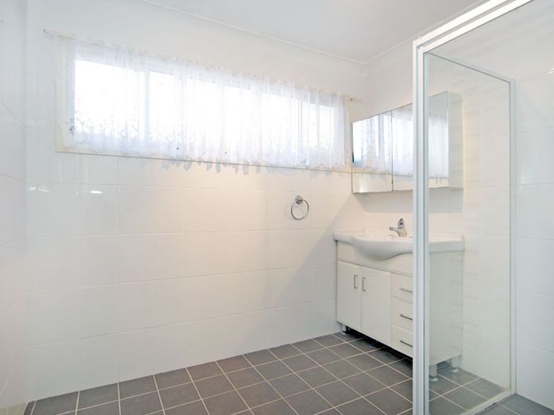 16 Mawson Drive, Killarney Vale NSW 2261