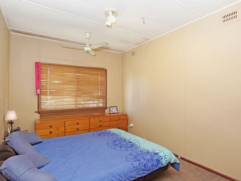 53 Shortland Avenue, Killarney Vale NSW 2261