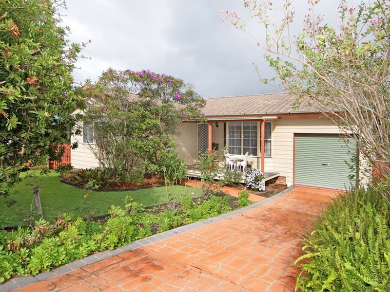 38 Robertson Road, Killarney Vale NSW 2261