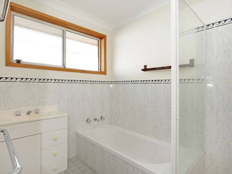 72 Robertson Road, Killarney Vale NSW 2261