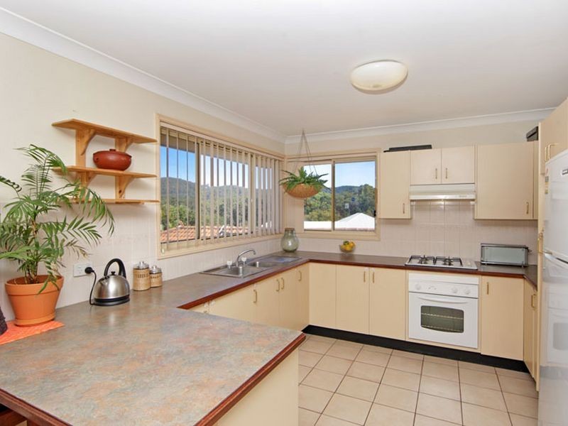 9 Panarea Close, Tumbi Umbi NSW 2261