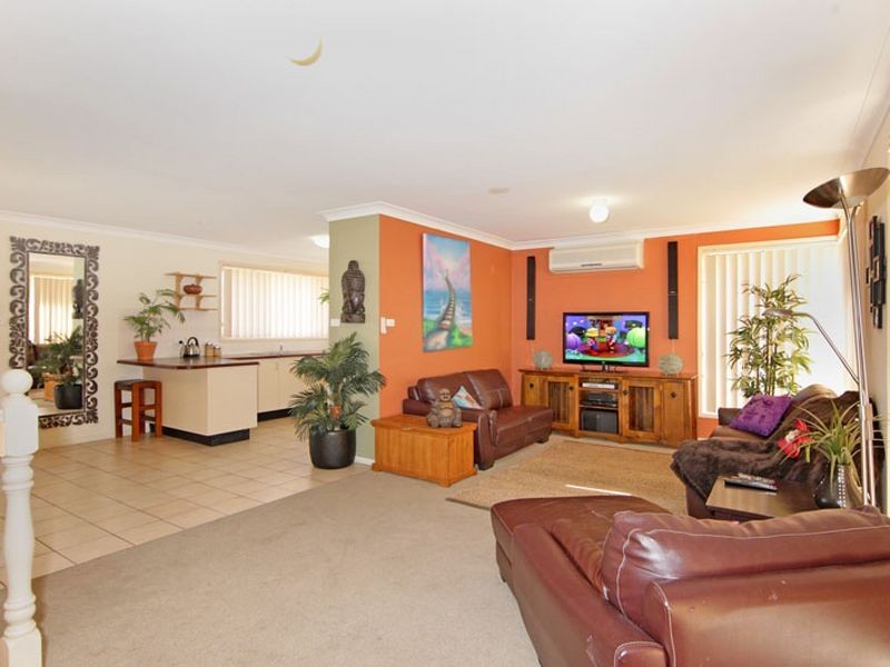 9 Panarea Close, Tumbi Umbi NSW 2261