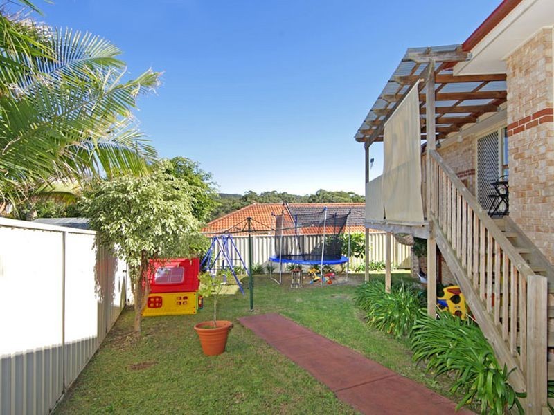 9 Panarea Close, Tumbi Umbi NSW 2261