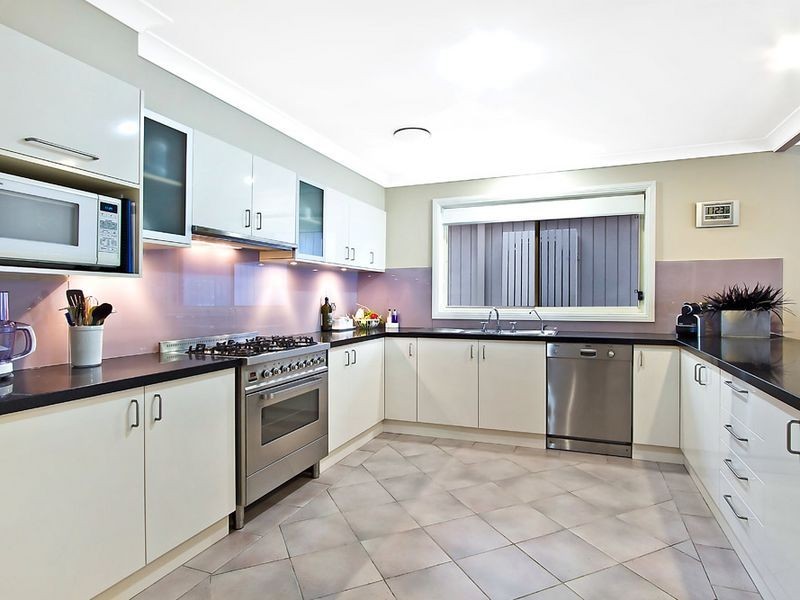 13 Hinemoa Avenue, Killarney Vale NSW 2261