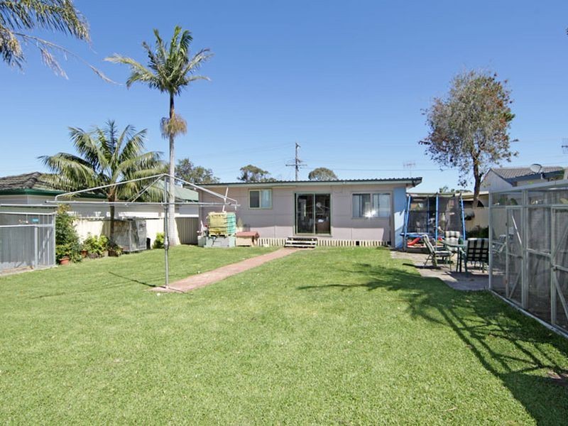 11 Oxley Road, Killarney Vale NSW 2261