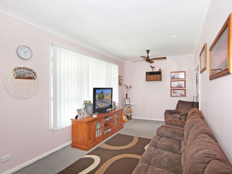 11 Oxley Road, Killarney Vale NSW 2261