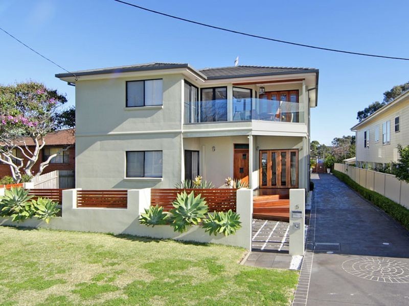 5 Carlyon Street, Killarney Vale NSW 2261