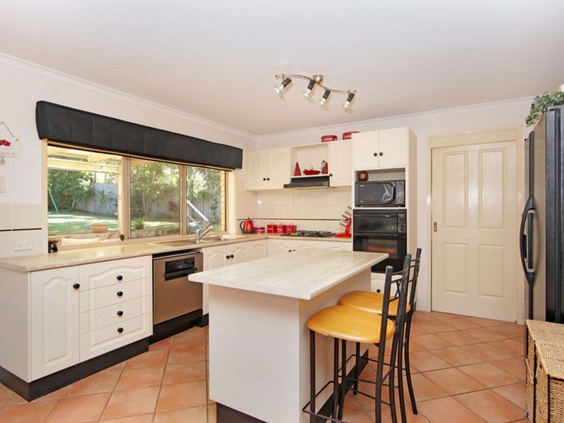 2 Caralee Place, Tumbi Umbi NSW 2261