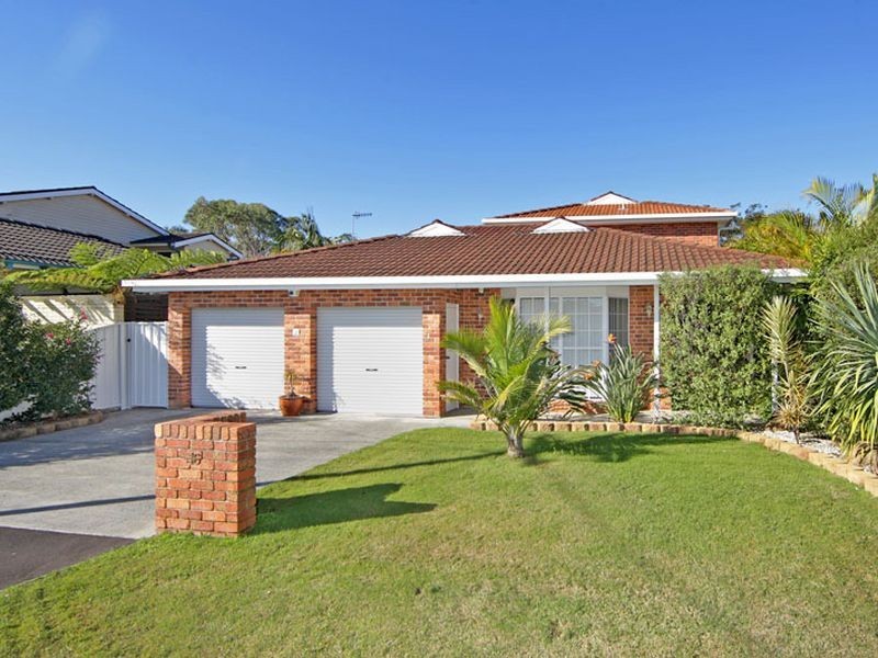 16 Crosby Crescent, Killarney Vale NSW 2261