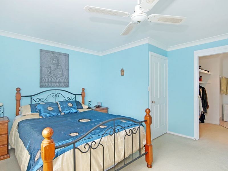 16 Crosby Crescent, Killarney Vale NSW 2261